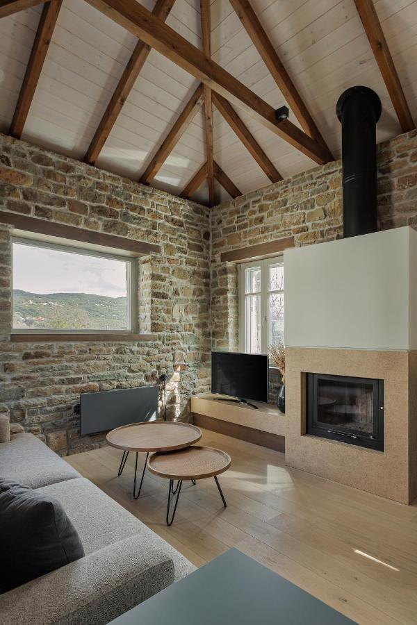 Elliniko  Lozart Traditional Stone House מראה חיצוני תמונה